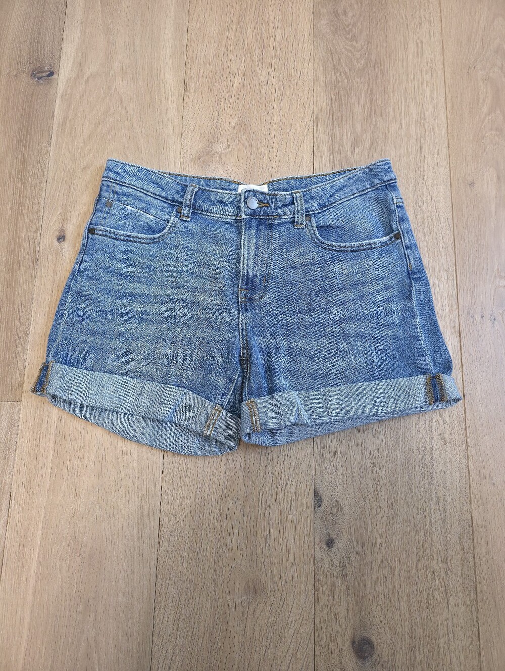 Caslon Blue Denim Cuffed Women's Shorts